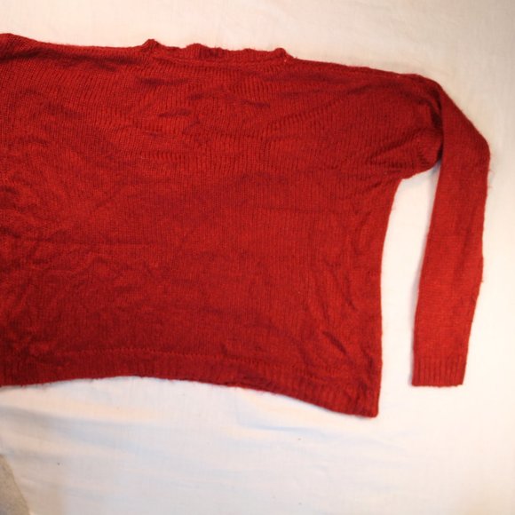 candy cane colored Forever 21 sweater medium red and white - Picture 3 of 3